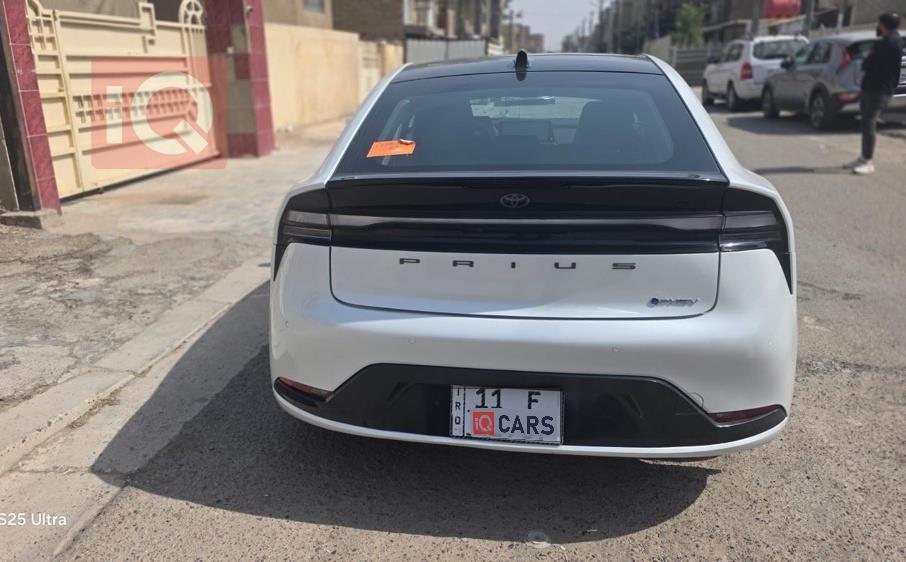 تۆیۆتا پریوس